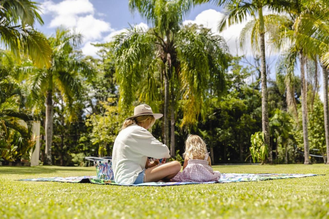 Ferns Hideaway Resort Byfield Esterno foto