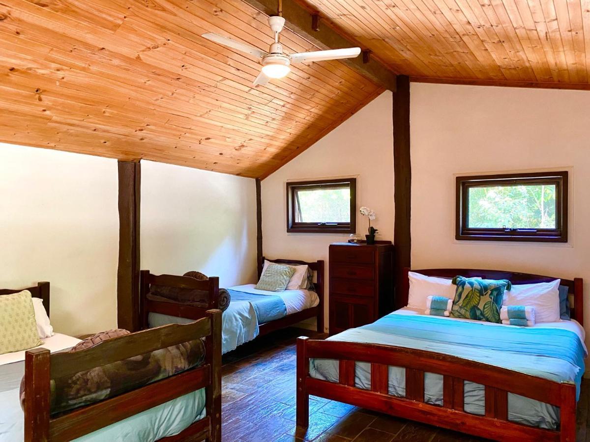 Ferns Hideaway Resort Byfield Esterno foto