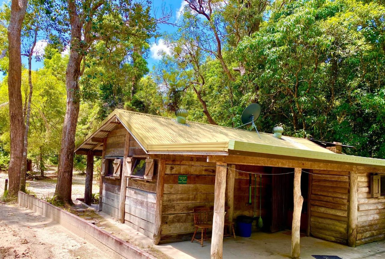 Ferns Hideaway Resort Byfield Esterno foto