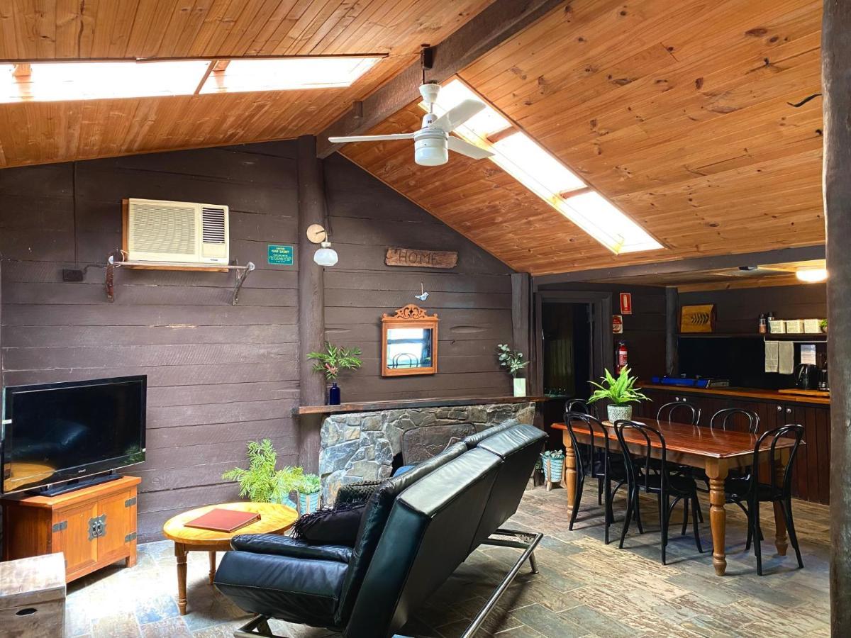 Ferns Hideaway Resort Byfield Esterno foto