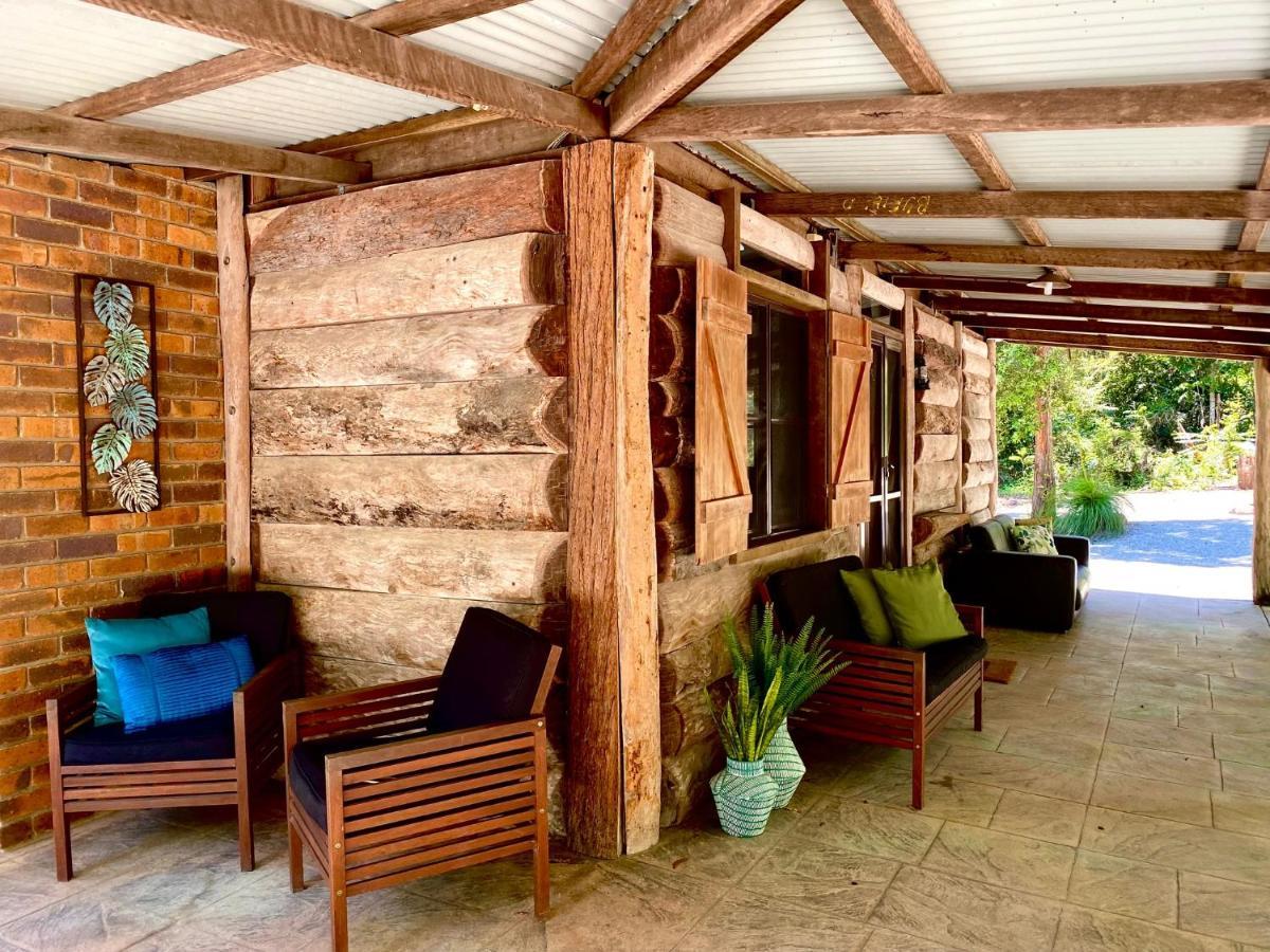 Ferns Hideaway Resort Byfield Esterno foto