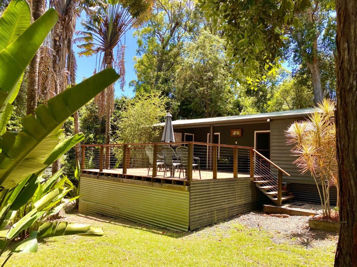 Ferns Hideaway Resort Byfield Esterno foto